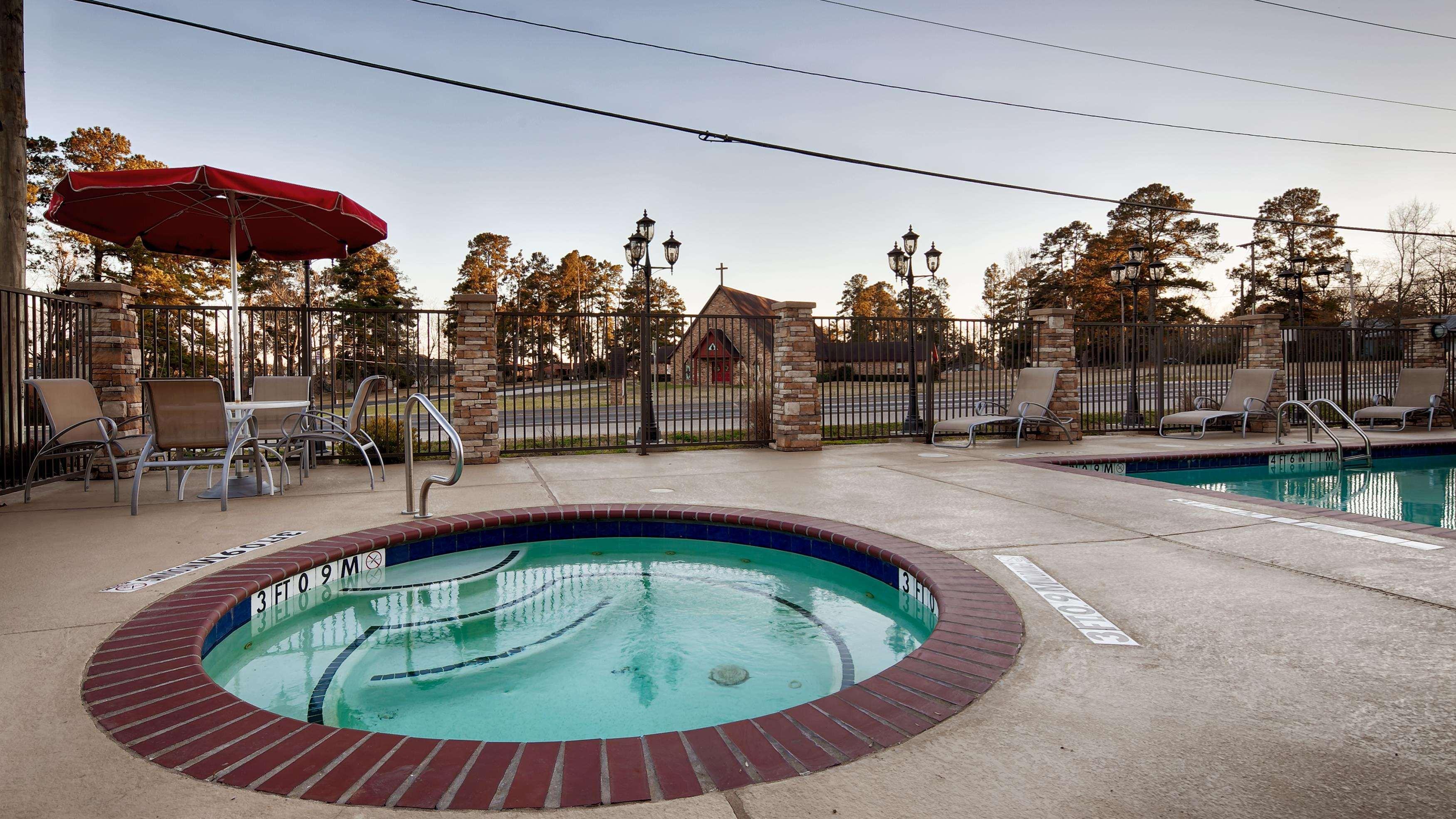 Best Western Plus Classic Inn And Suites Center Bagian luar foto