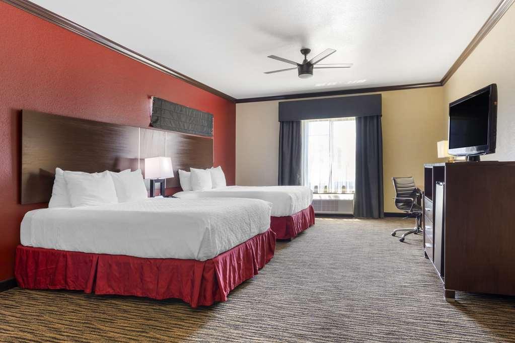 Best Western Plus Classic Inn And Suites Center Ruang foto